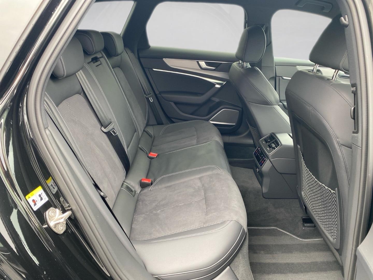 Bild über Audi S6 Avant S6 Avant TDI 253(344) kW(PS) tiptronic - für weitere Informationen kontaktieren Sie den Audi Partner