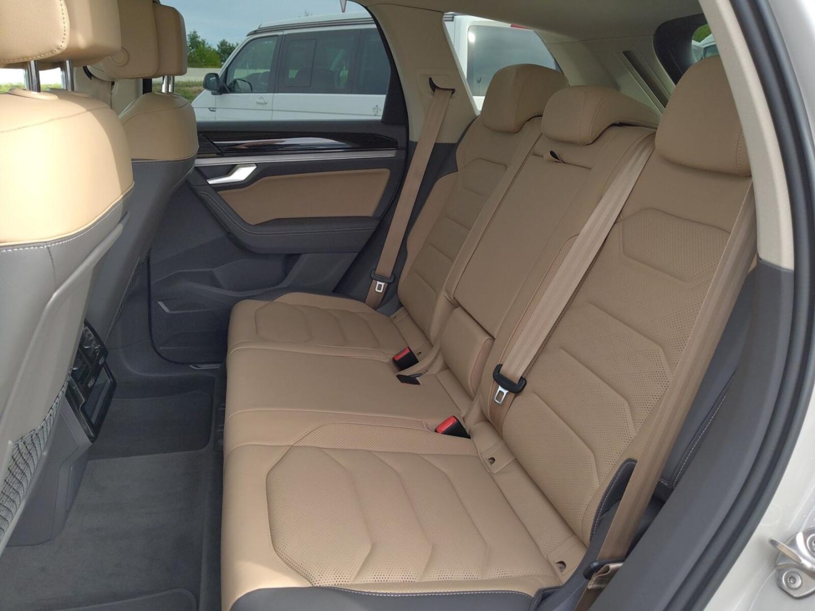 Volkswagen Touareg – Bild 13