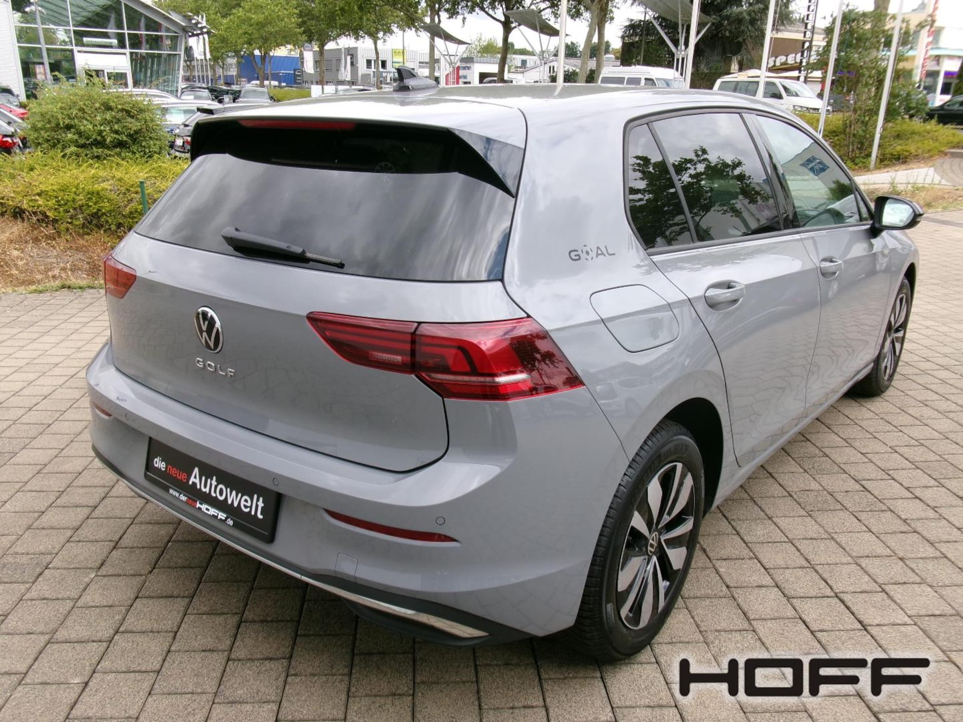 Volkswagen Golf Life