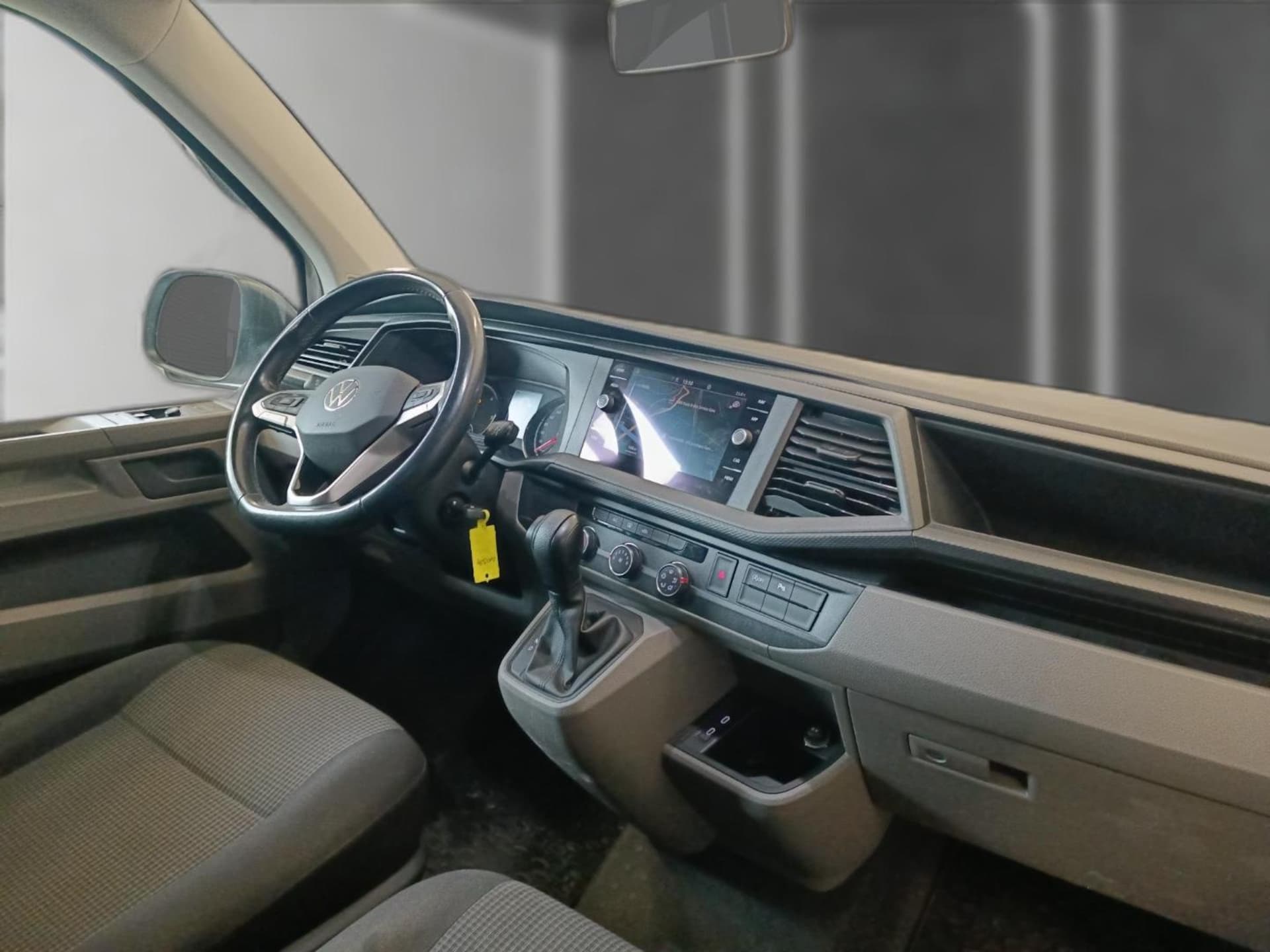 Volkswagen T6.1 Transporter Kasten kurzer Radstand