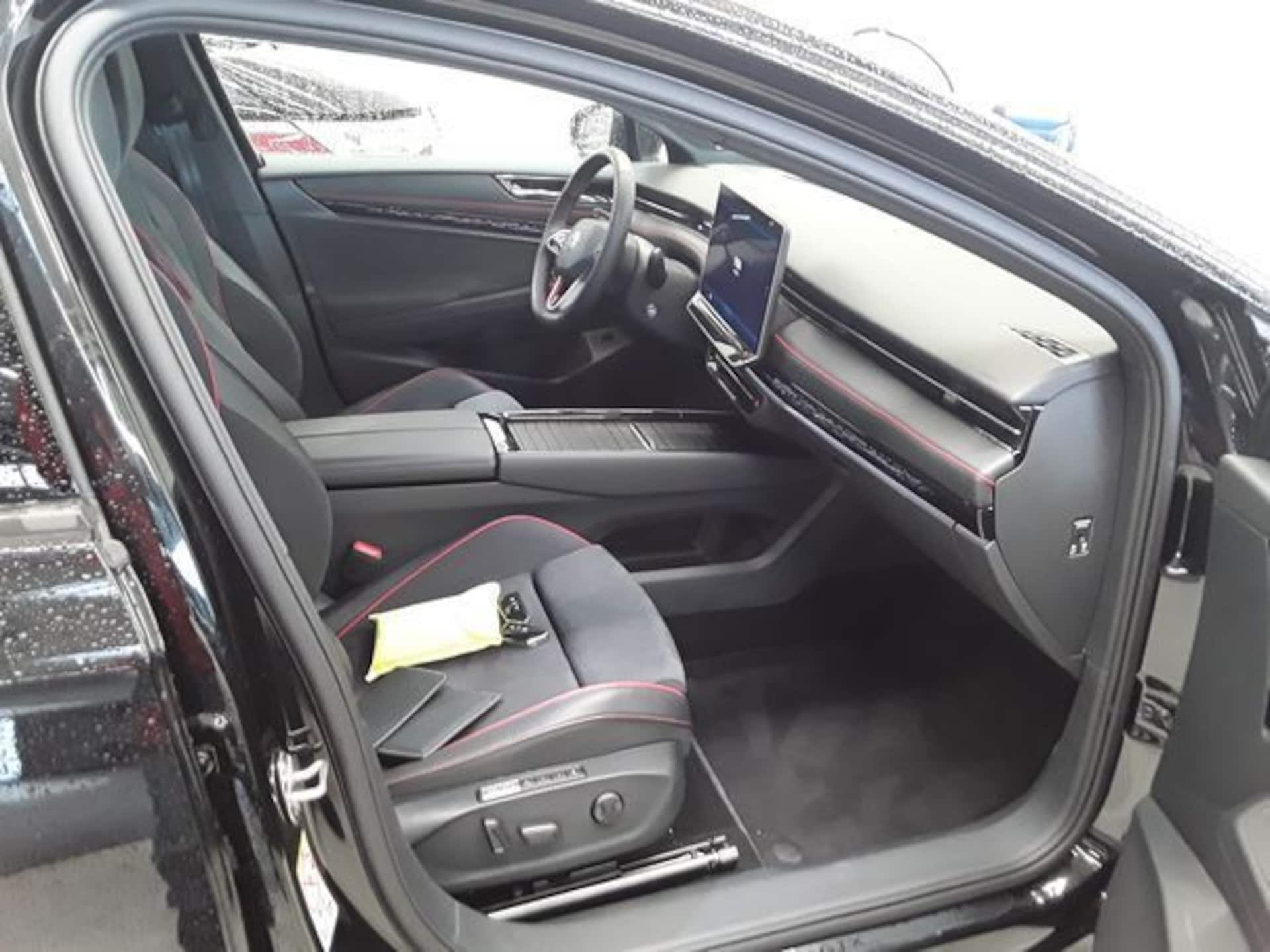 Volkswagen ID.7 GTX