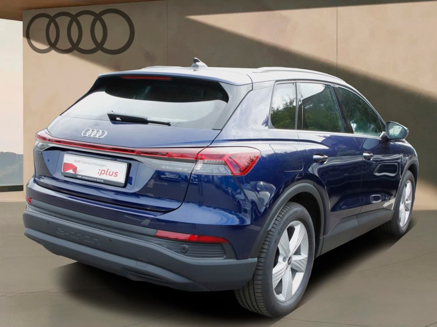 Bild über Audi Q4 e-tron 45 e-tron - für weitere Informationen kontaktieren Sie den Audi Partner