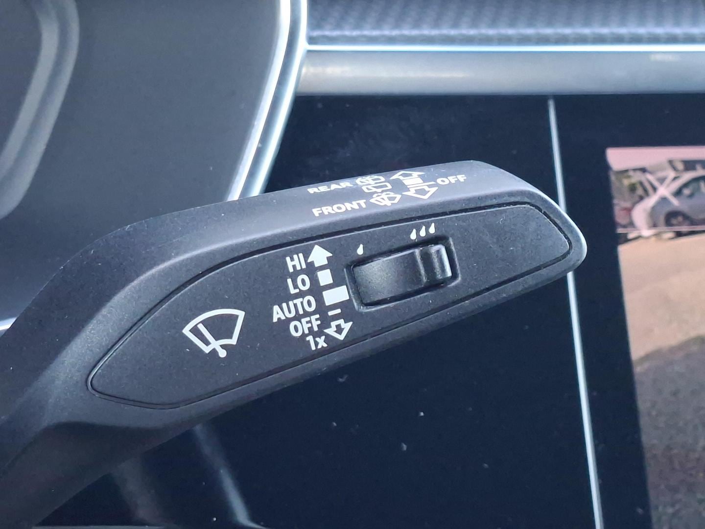 Image about Audi Q3 Sportback S Edition 35 TFSI 110 kW (150 ch) S tronic