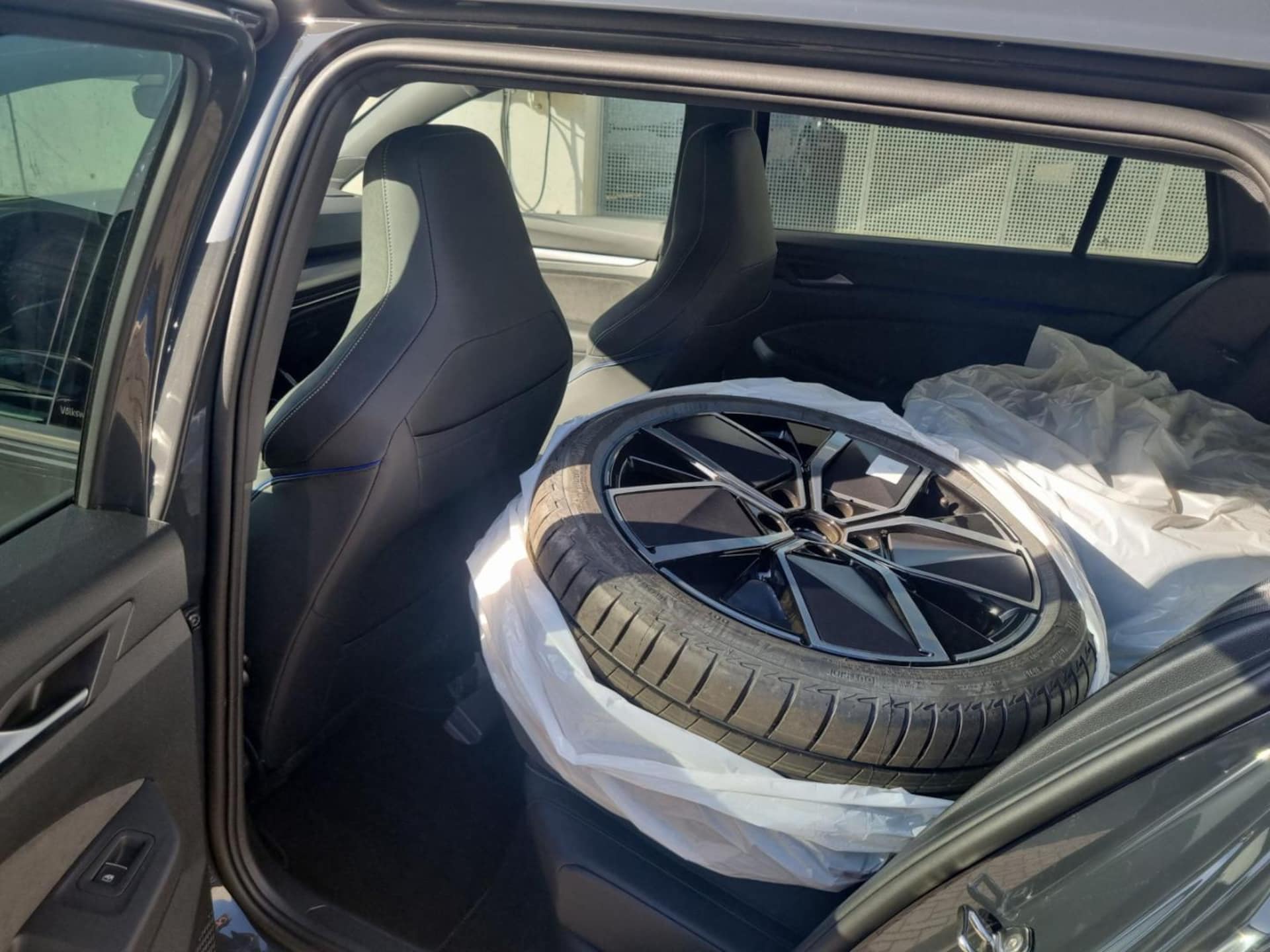 Volkswagen Golf Variant R-Line
