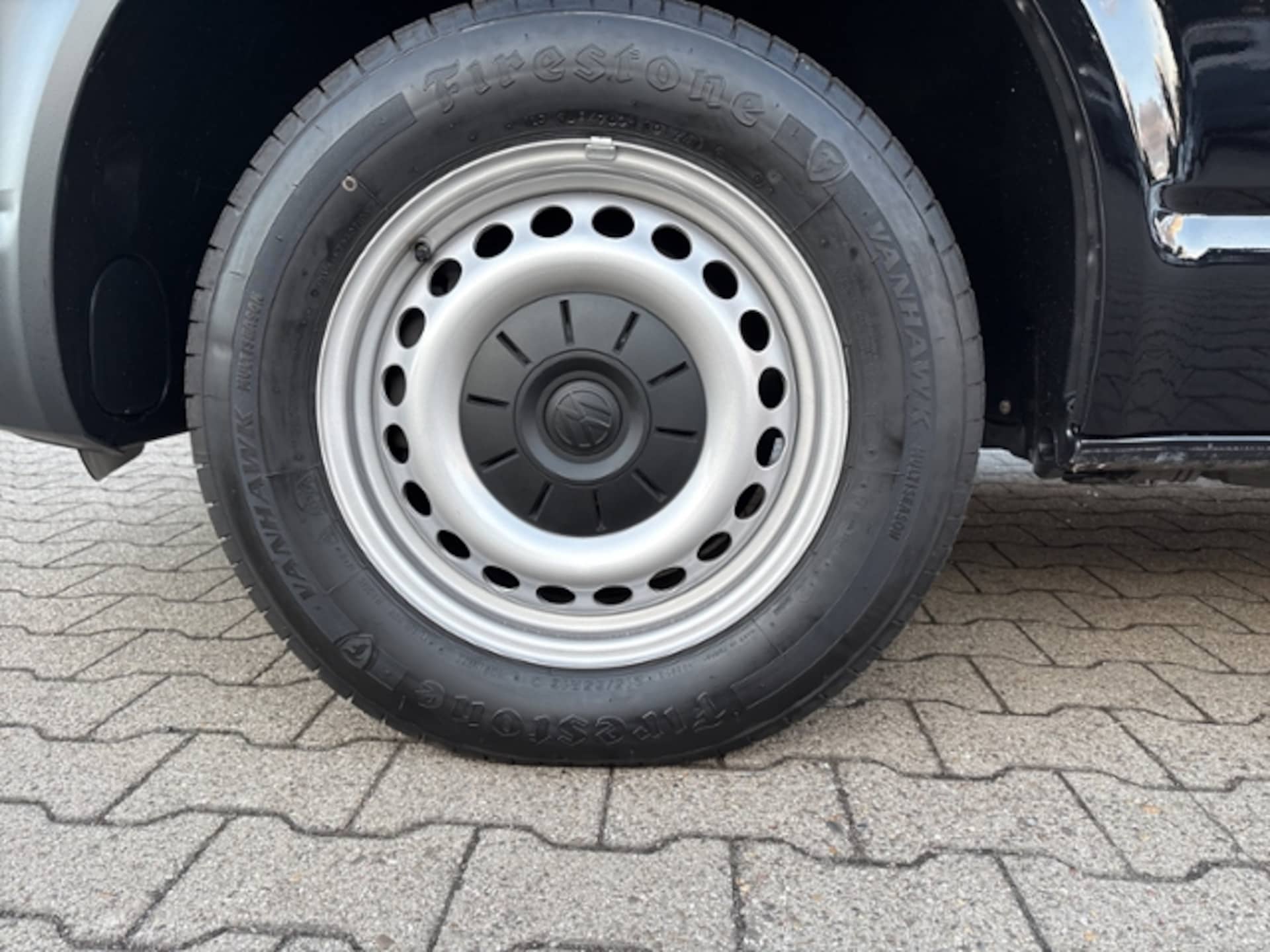 Volkswagen T6 Transporter Kasten langer Radstand