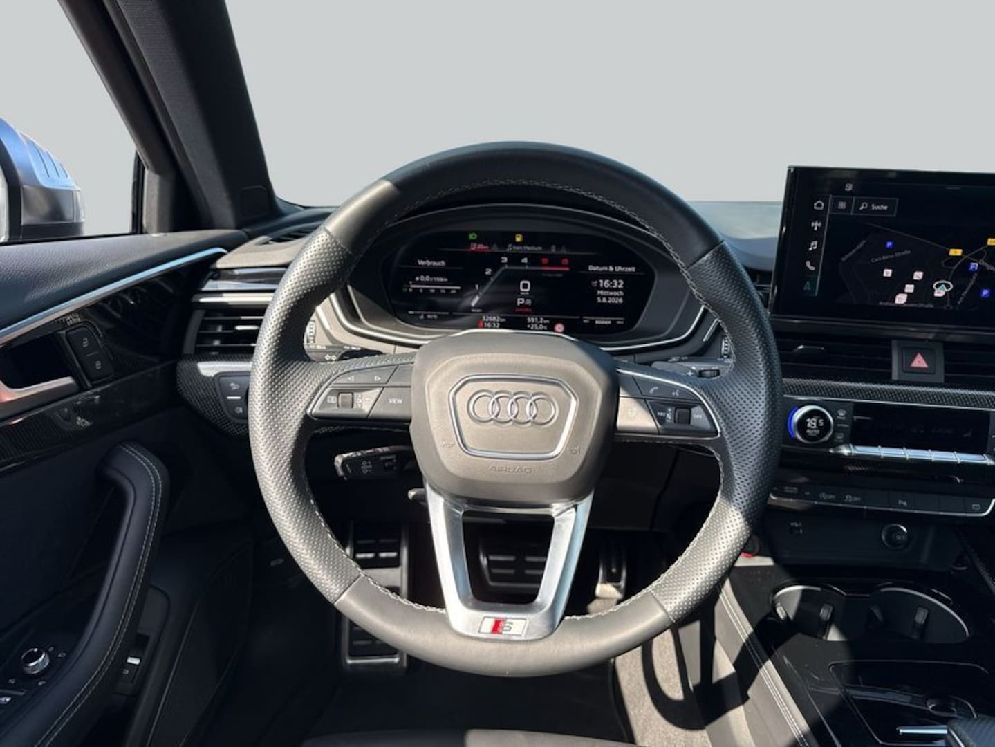 Bild über Audi S4 Avant TDI quattro tiptronic - für weitere Informationen kontaktieren Sie den Audi Partner