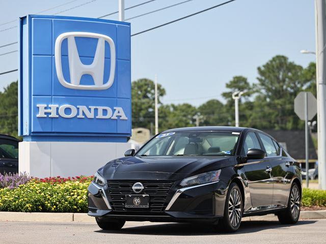 2025 Nissan Altima