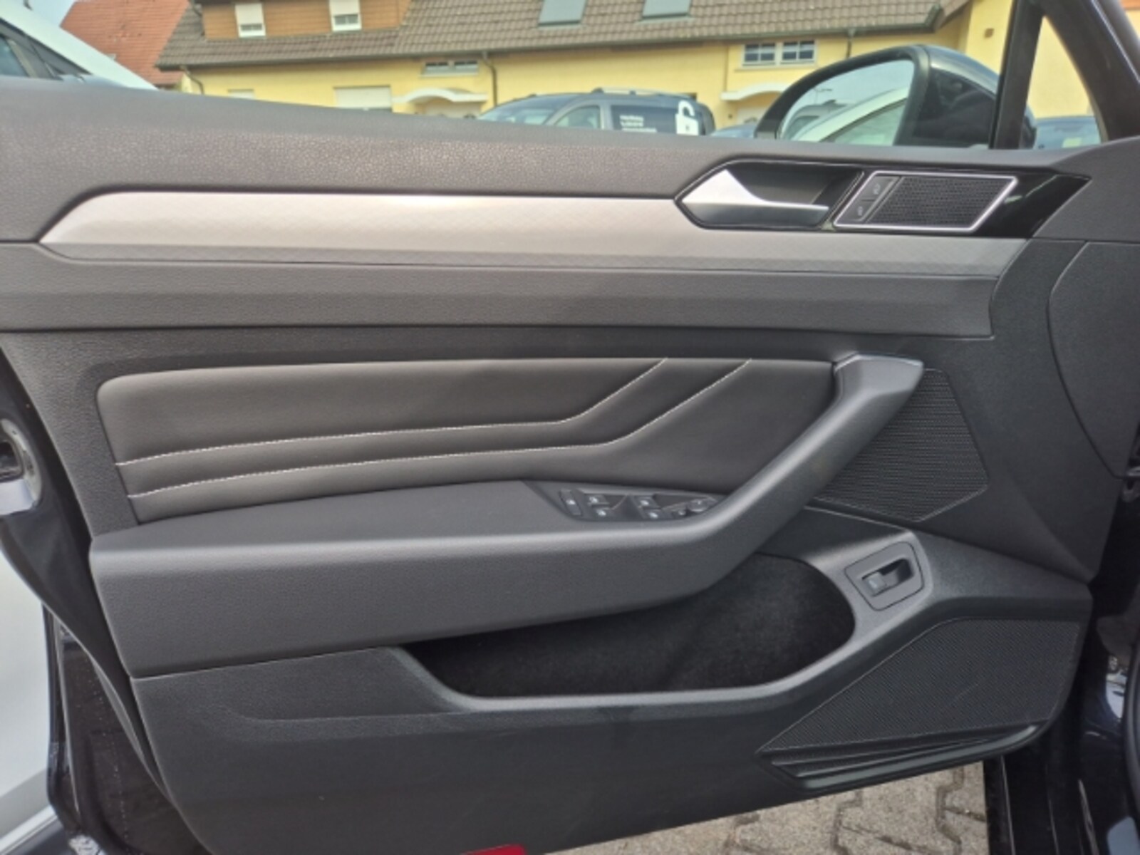 Volkswagen Passat Variant – Bild 7