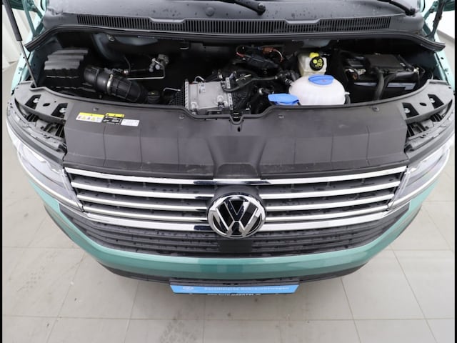 Volkswagen T6.1 Caravelle larger