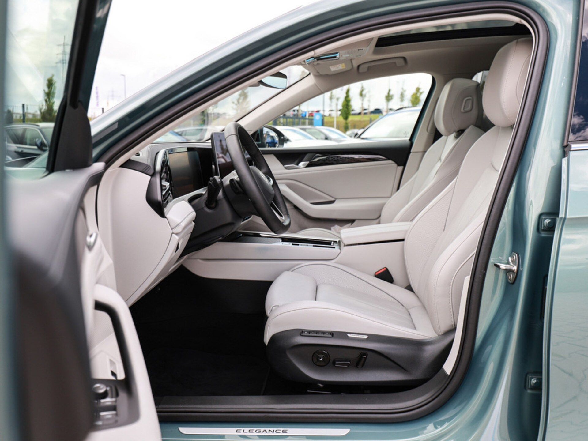 Volkswagen Passat Elegance