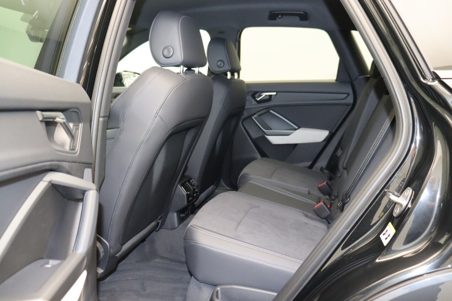 Bild über Audi Q3 advanced 35 TFSI S tronic - für weitere Informationen kontaktieren Sie den Audi Partner