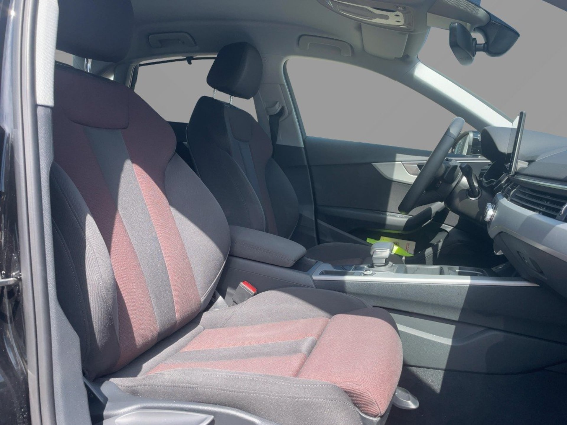 Audi A4 Limousine