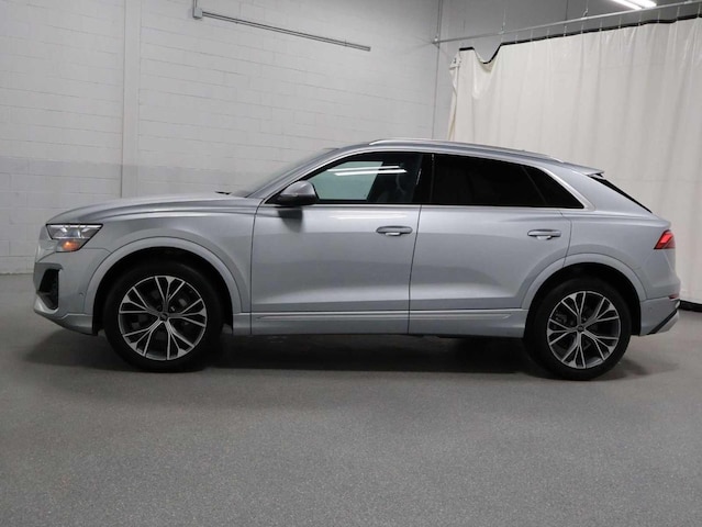 2025 Audi Q8