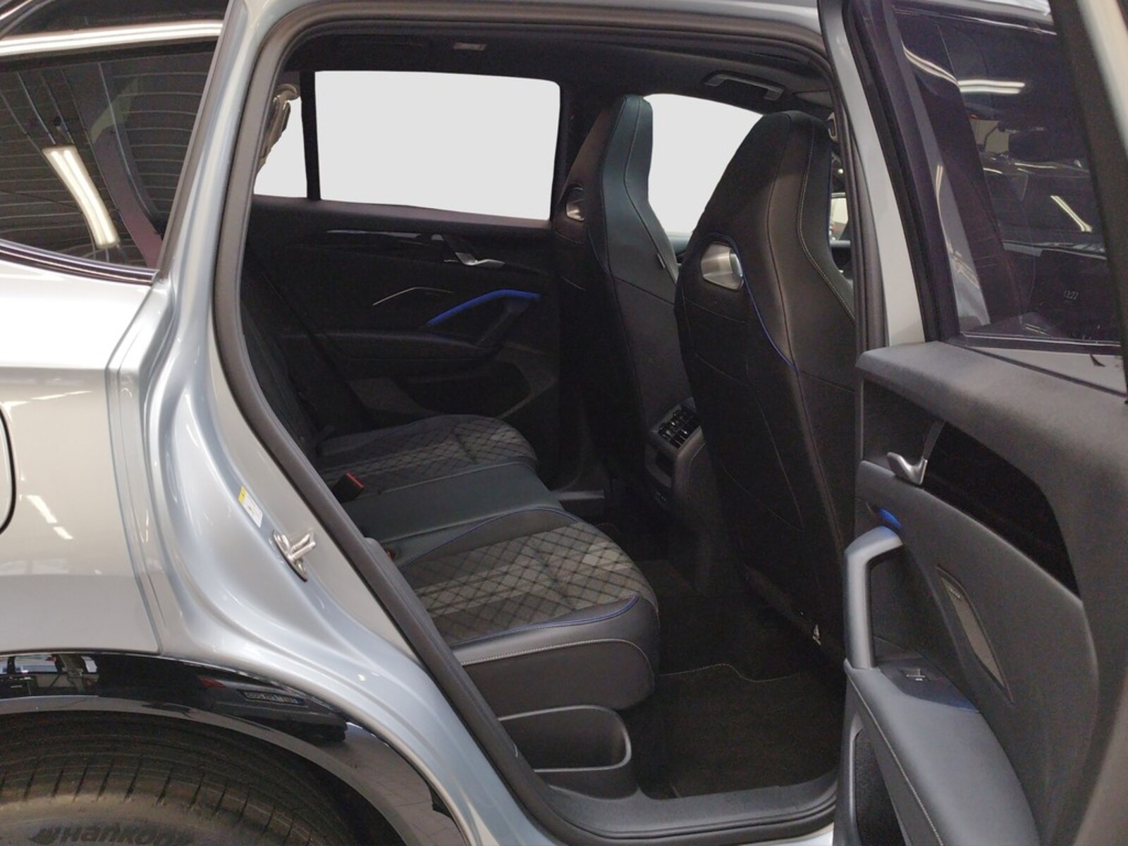 Volkswagen Tiguan – Bild 10