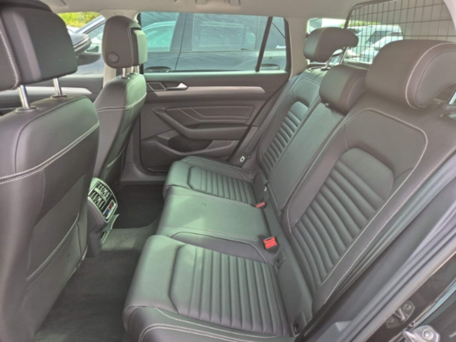 Volkswagen Passat Variant – Bild 8