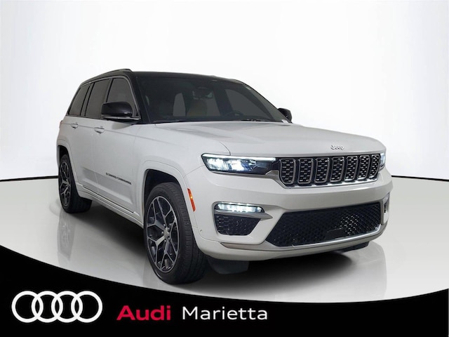 Photo of 2023 Jeep Grand Cherokee