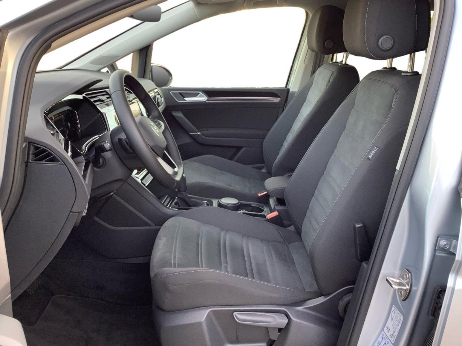 Volkswagen Touran – Bild 8