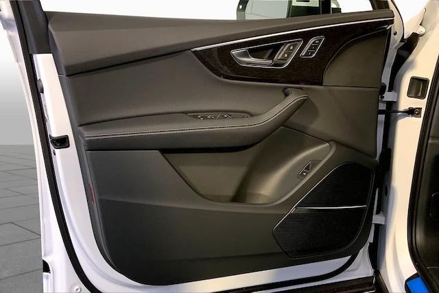 2026 Audi Q7 Premium Plus - Photo 10