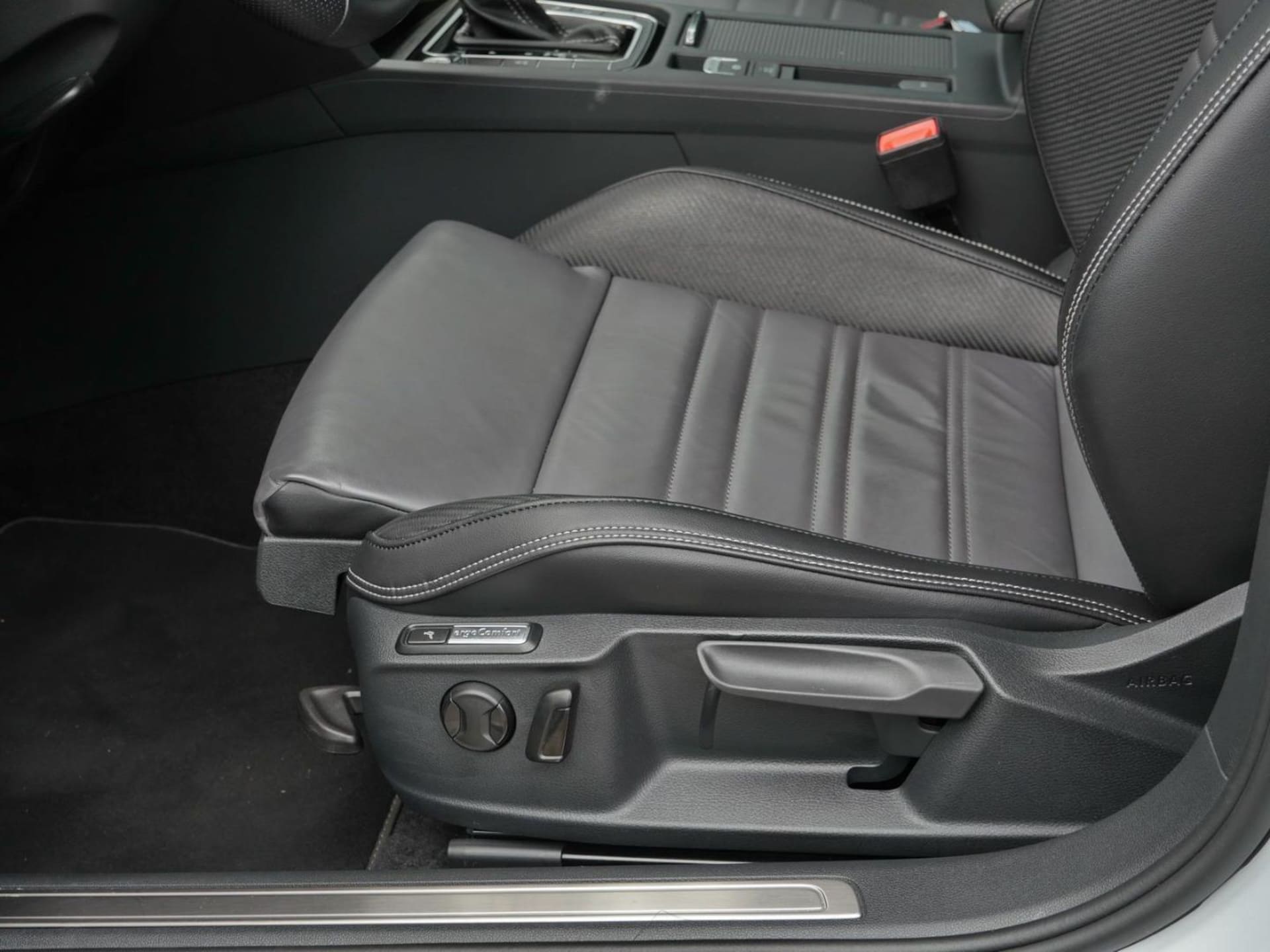 Volkswagen Passat Variant Elegance