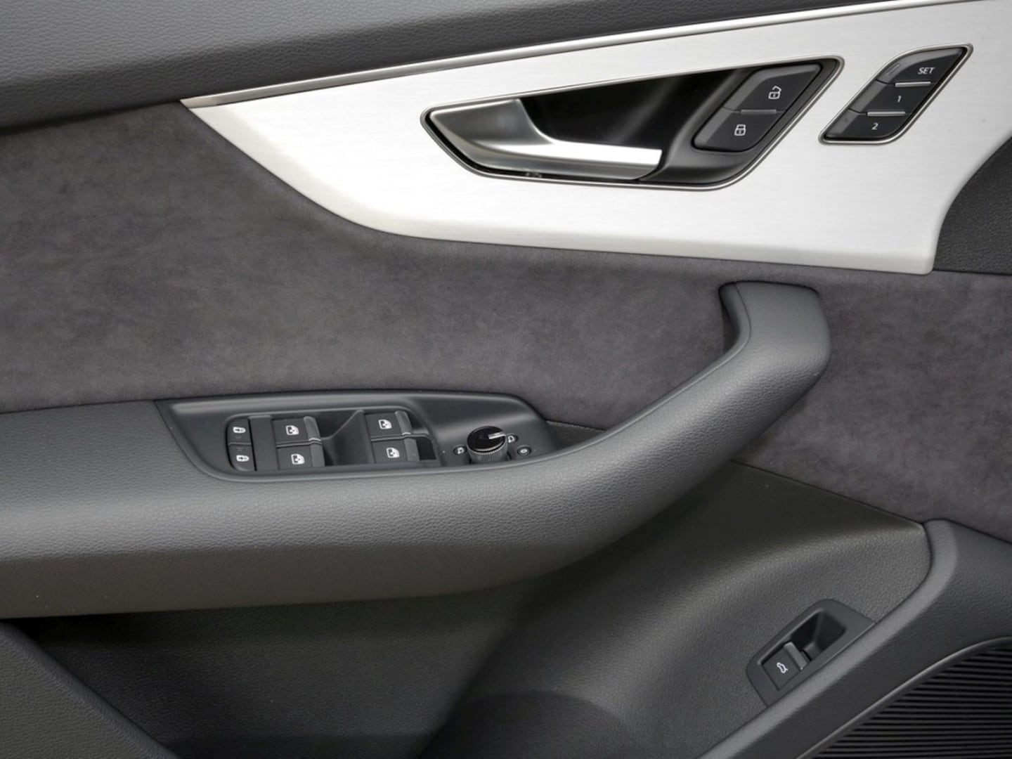 Bild über Audi Q7 SUV S line business TFSI quattro 250 kW tiptronic - für weitere Informationen kontaktieren Sie den Audi Partner
