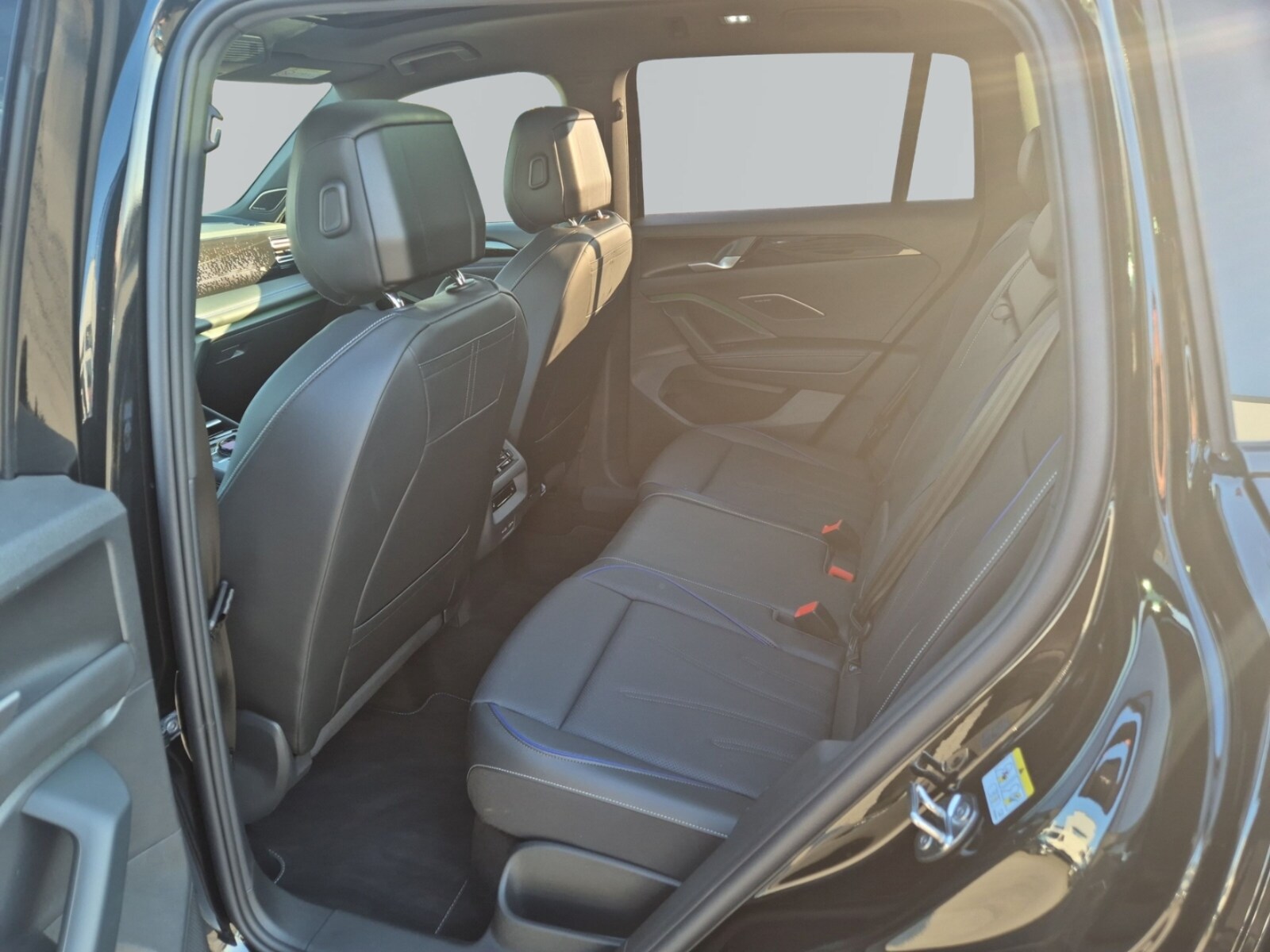 Volkswagen Tiguan – Bild 12