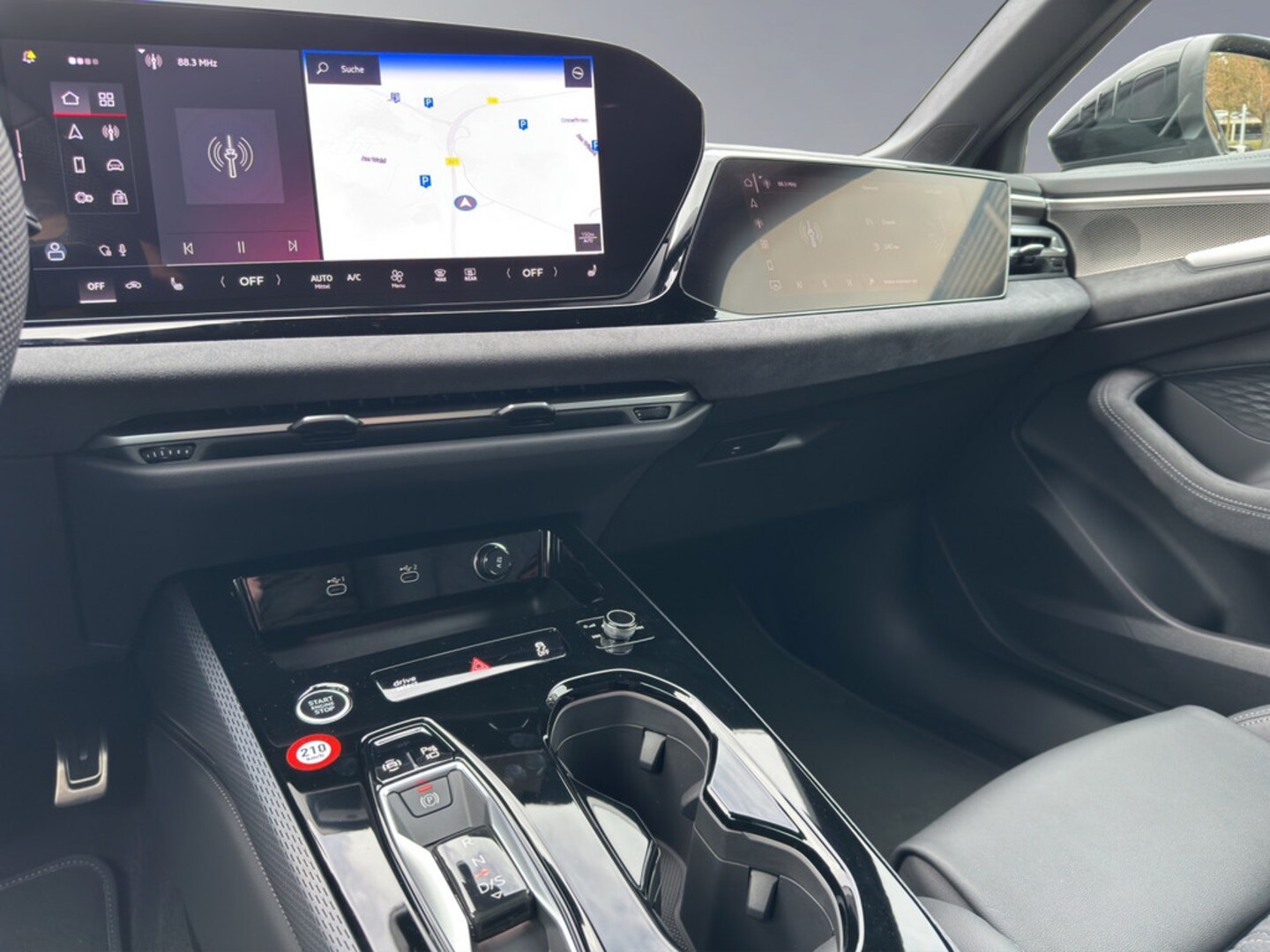 Bild über Audi A5 Avant TDI 150 kW S tronic - für weitere Informationen kontaktieren Sie den Audi Partner