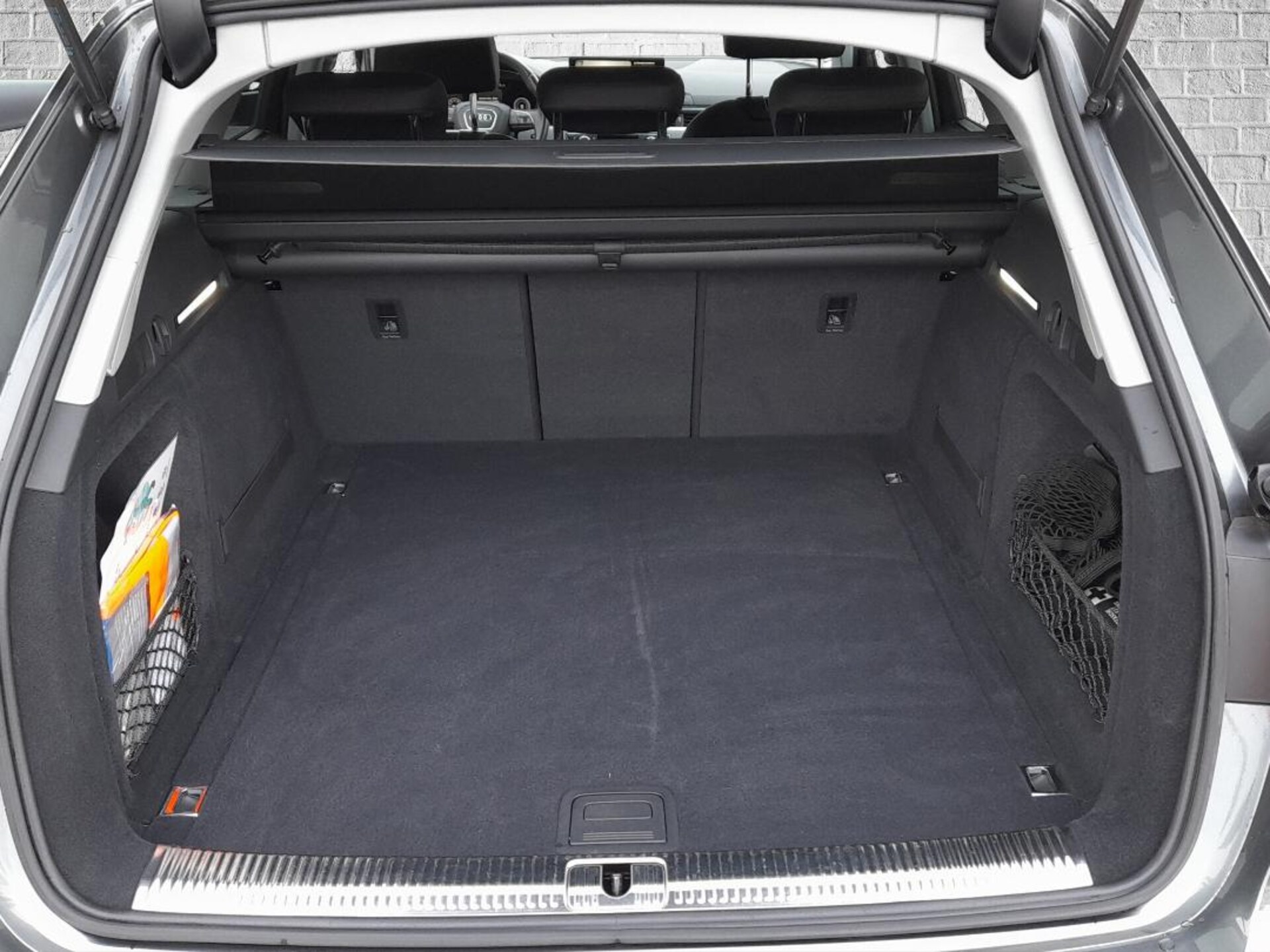Audi A4 Avant S line