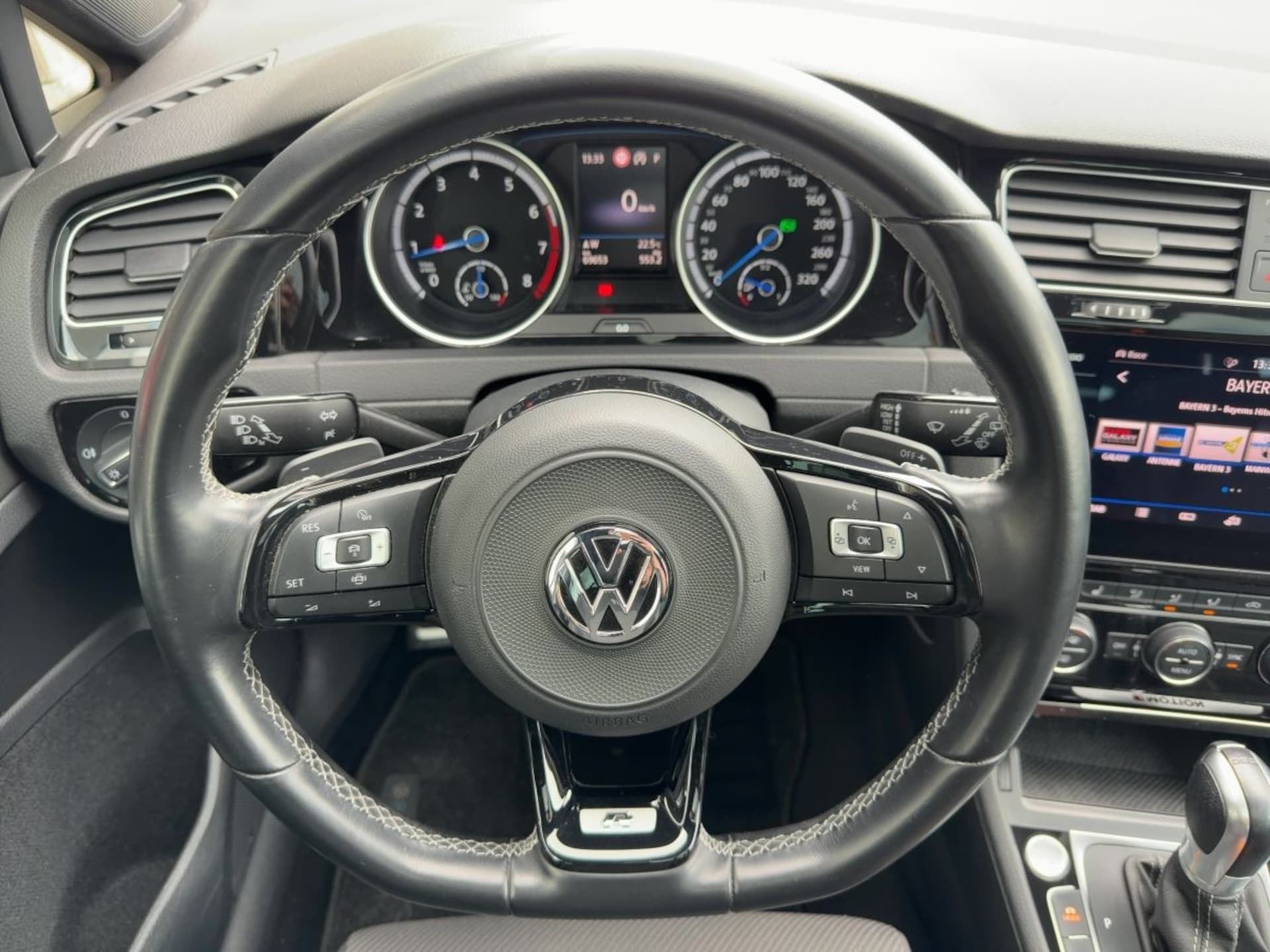 Volkswagen Golf R