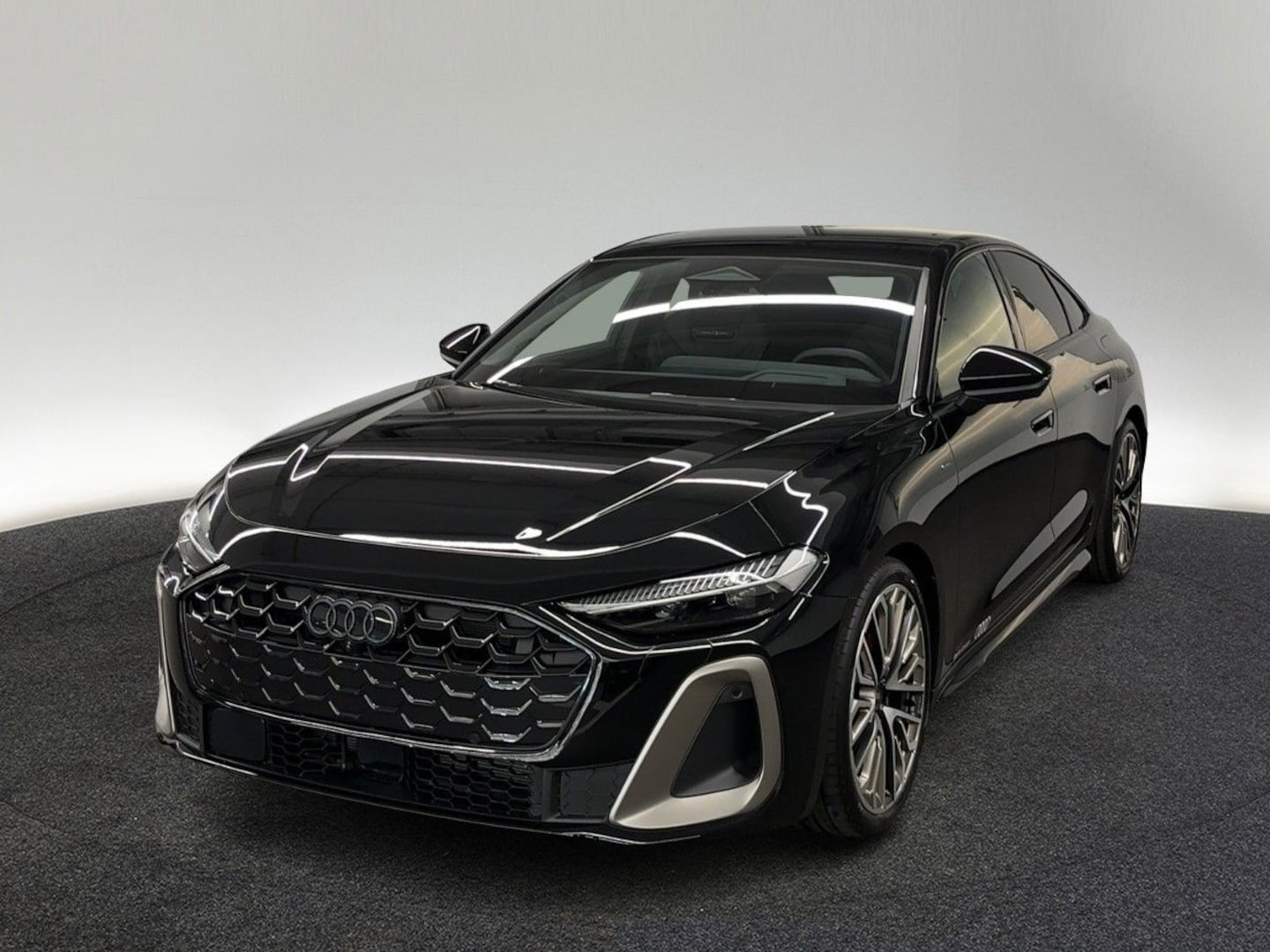 Bild über Audi A5 Limousine e-hybrid edition one e-hybrid quattro 270 kW S tronic - für weitere Informationen kontaktieren Sie den Audi Partner