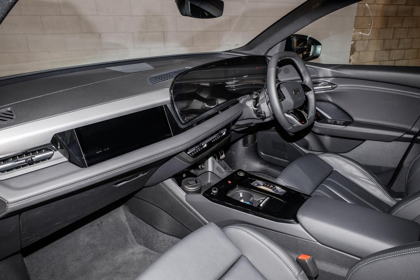 Image about Audi Q6 Sportback e-tron e-tron quattro