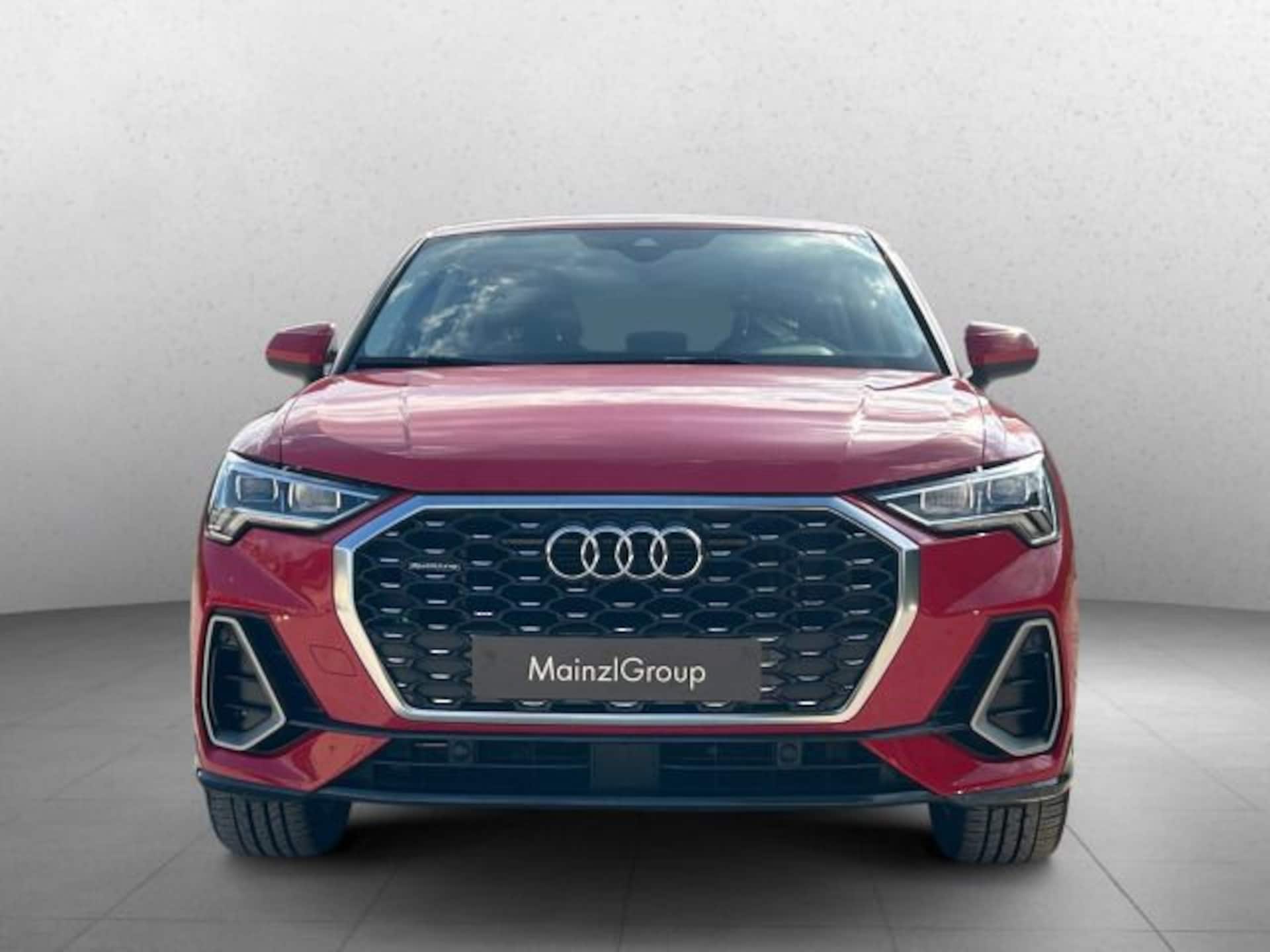 Audi Q3 Sportback S line