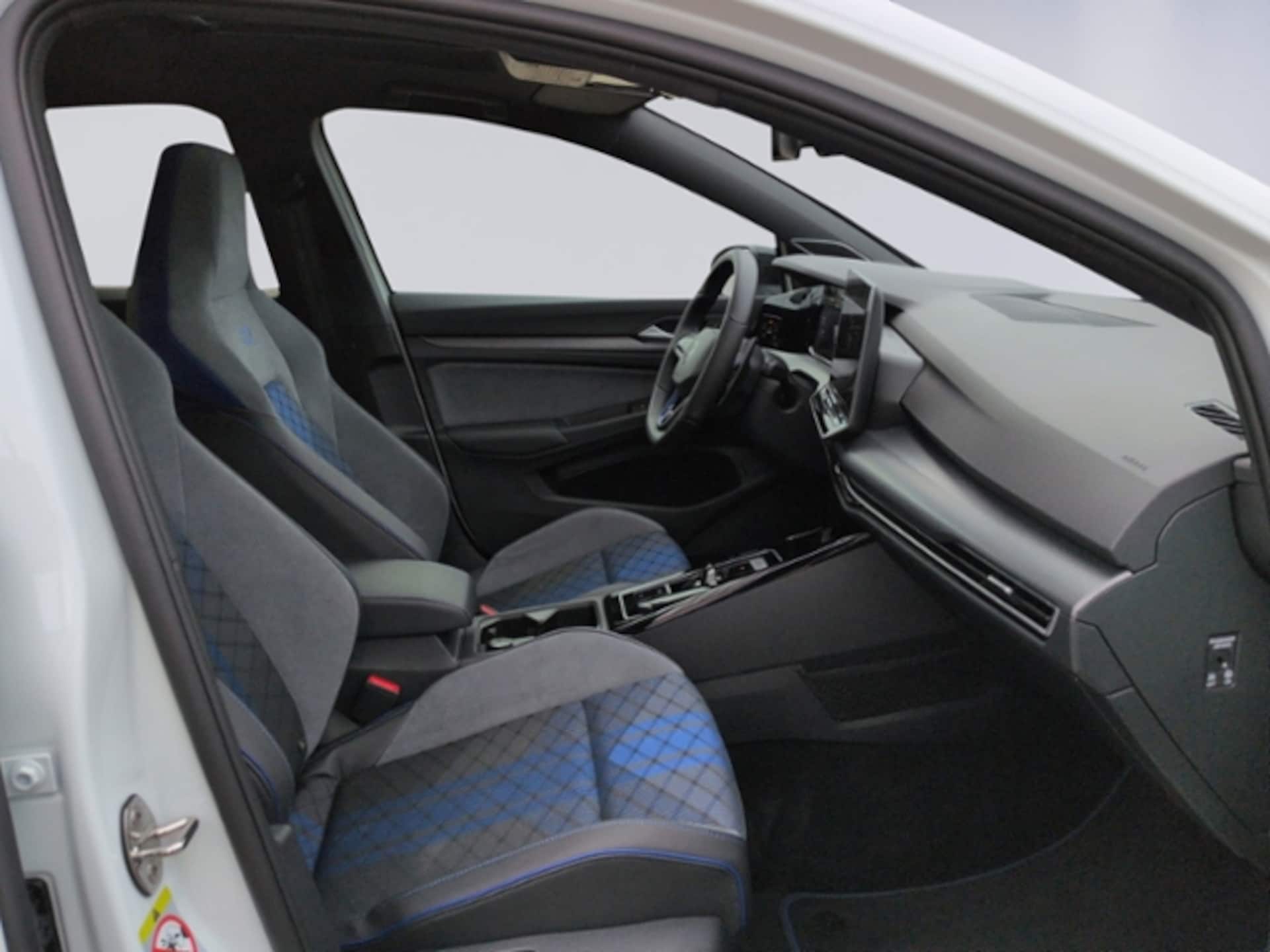 Volkswagen Golf R Black Edition