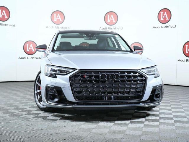 2022 Audi S8 L