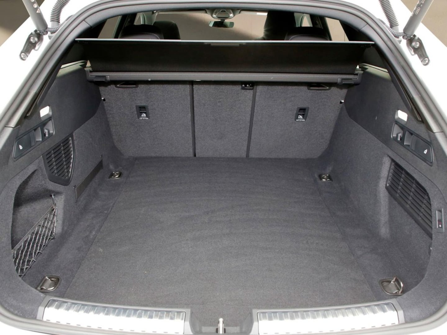 Bild über Audi A5 Avant TDI quattro 150 kW S tronic - für weitere Informationen kontaktieren Sie den Audi Partner