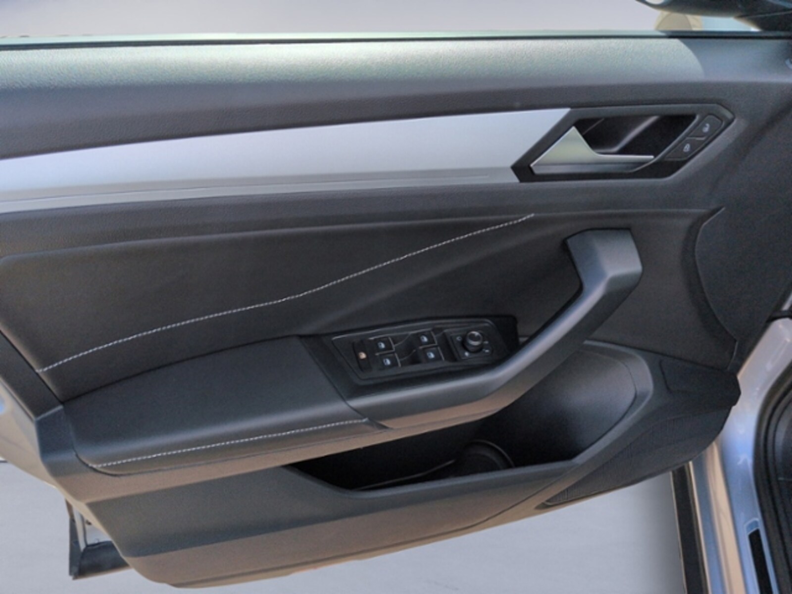 Volkswagen T-Roc – Bild 13