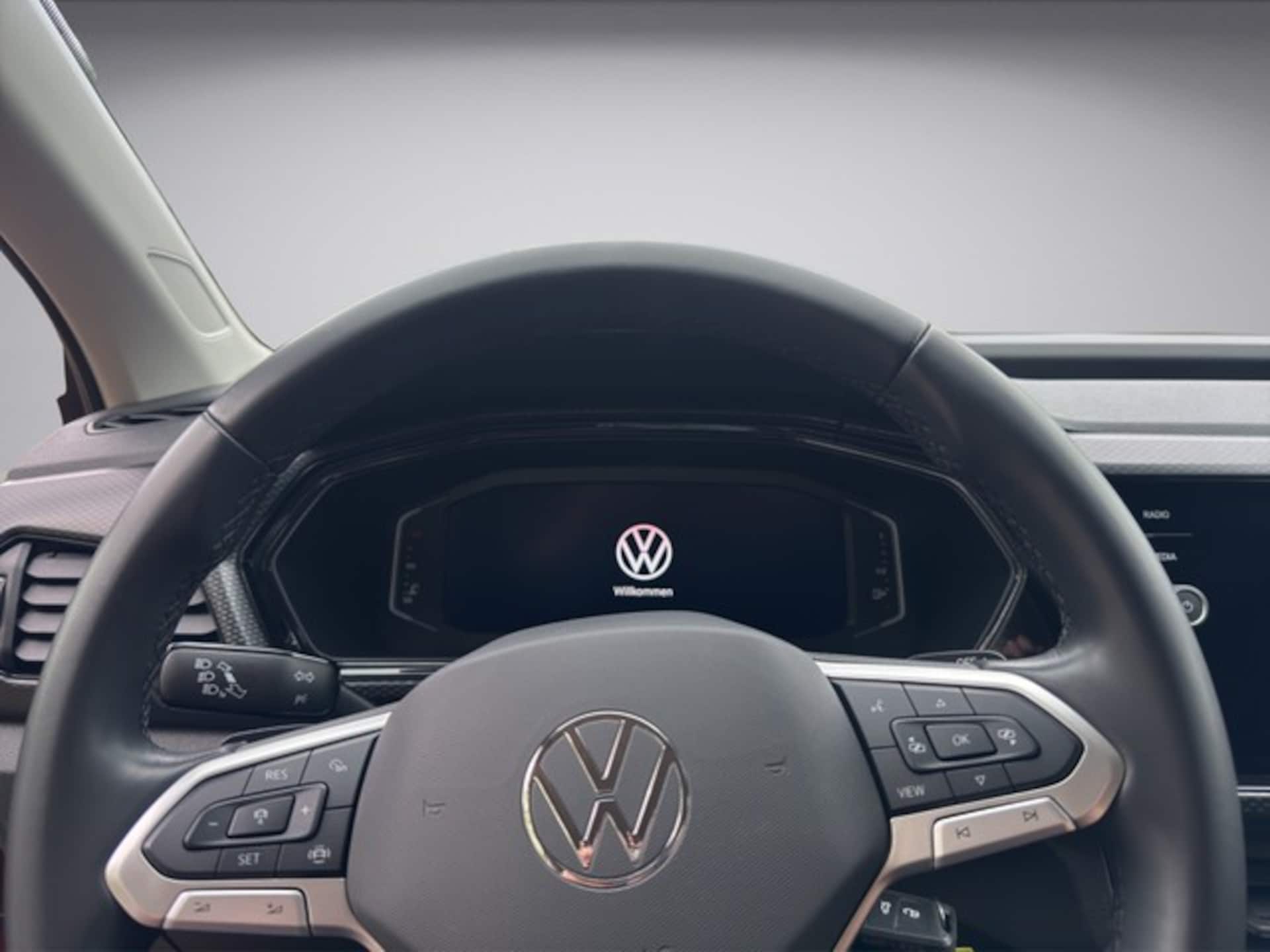 Volkswagen T-Cross Life