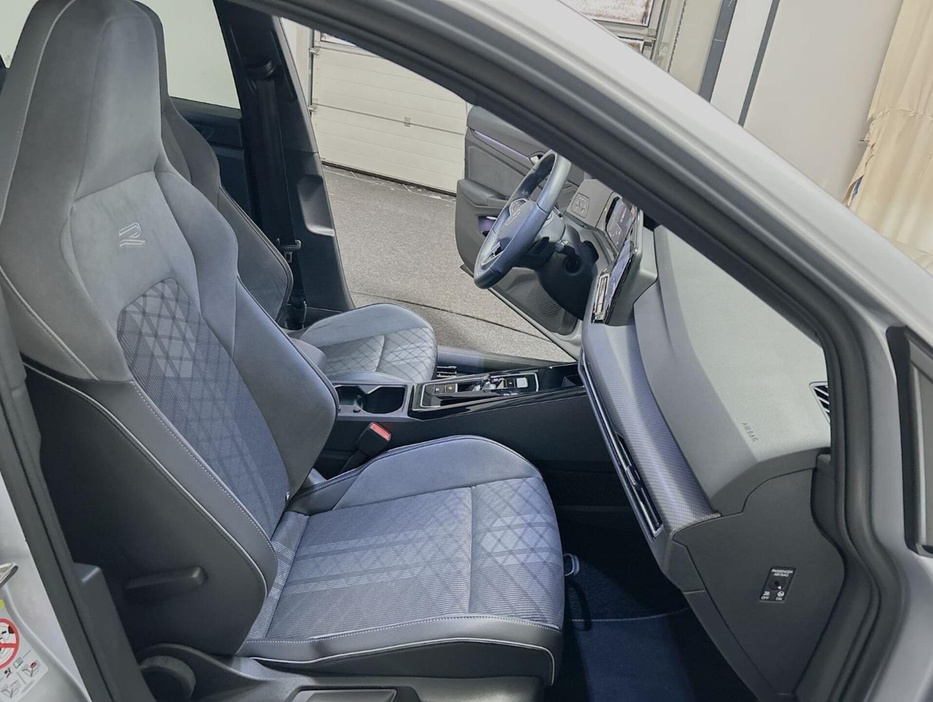 Volkswagen Golf Variant R-Line