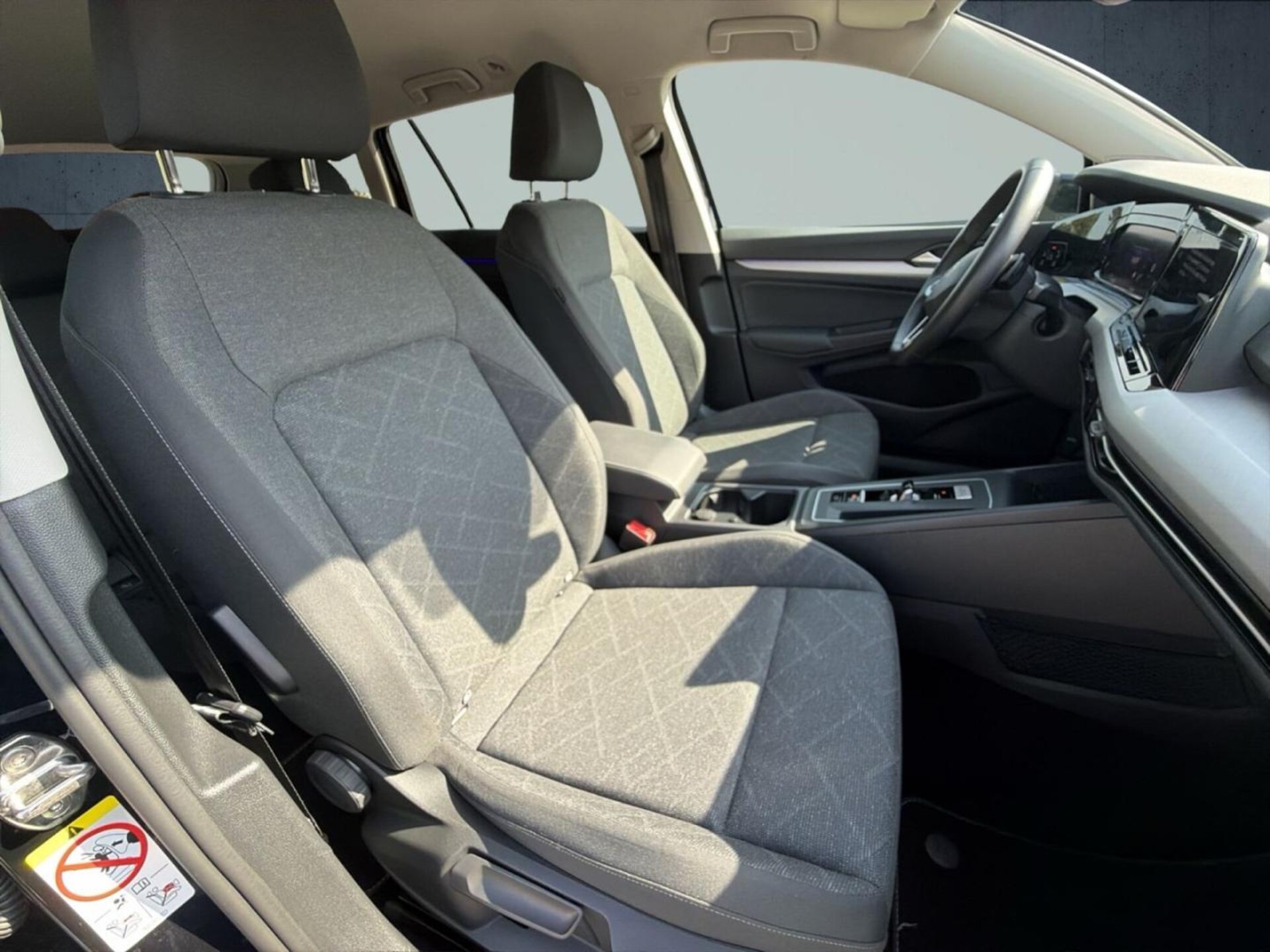 Volkswagen Golf Variant Life