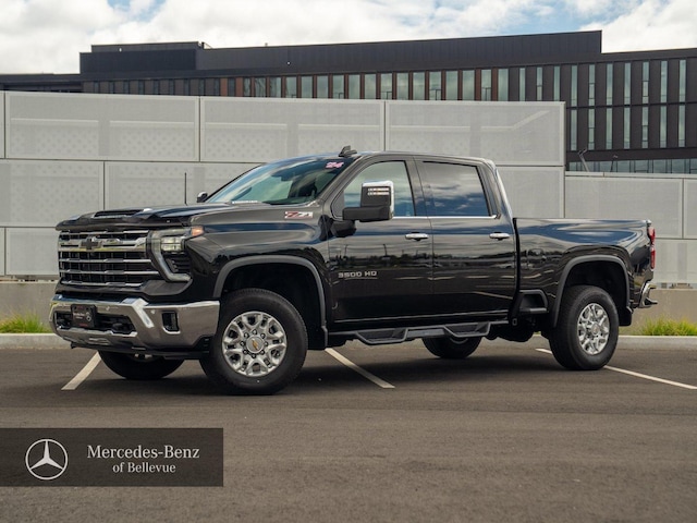 Photo of 2024 Chevrolet Silverado 