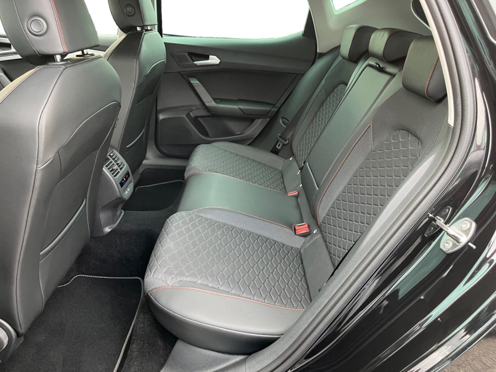 SEAT Leon – Bild 11