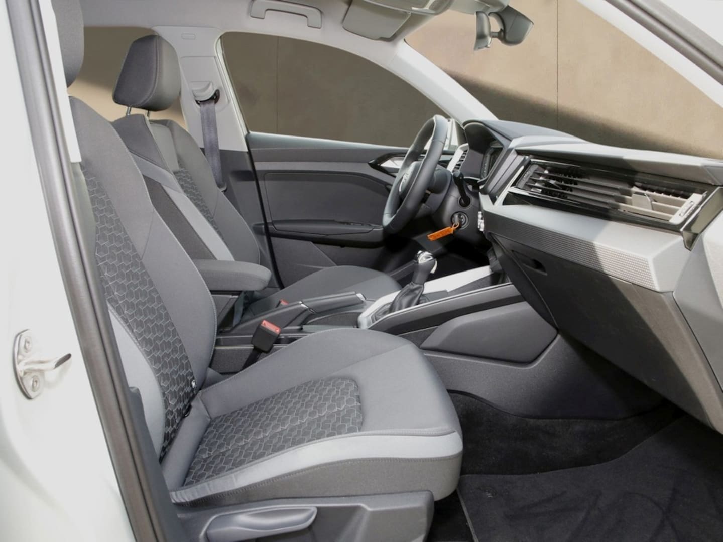Bild über Audi A1 Sportback S line 25 TFSI S tronic - für weitere Informationen kontaktieren Sie den Audi Partner