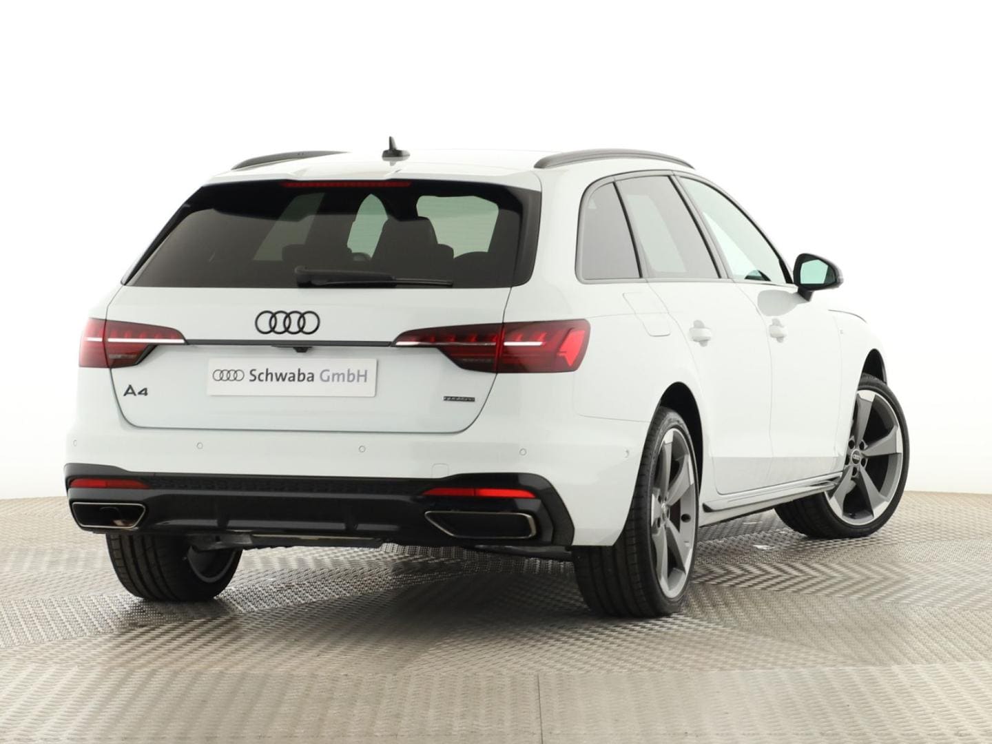 Image about Audi A4 Avant S line 40 TDI quattro S tronic