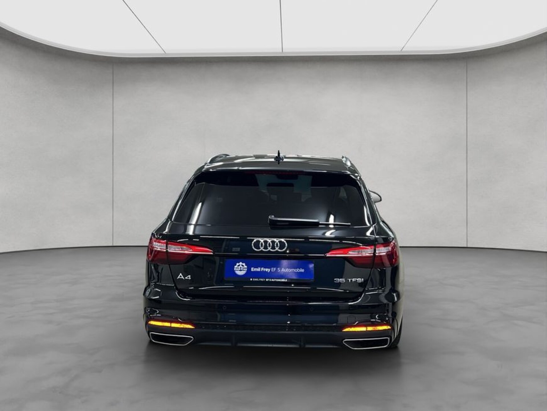 Audi A4 Avant S line