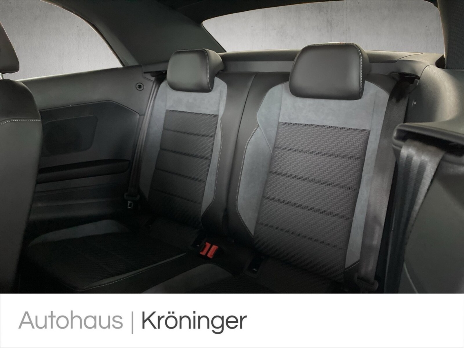 Volkswagen T-Roc Cabriolet – Bild 9