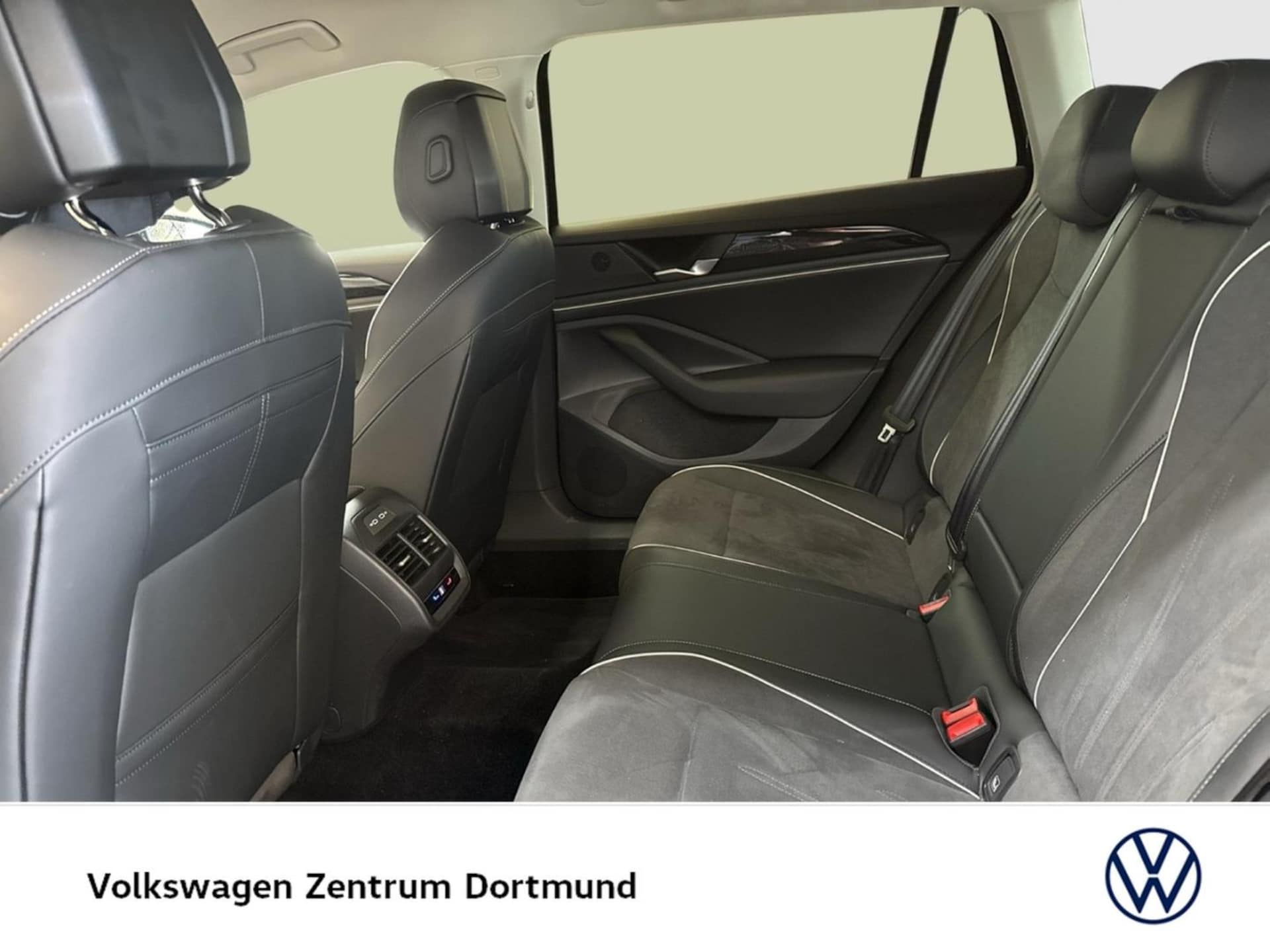 Volkswagen Passat Business