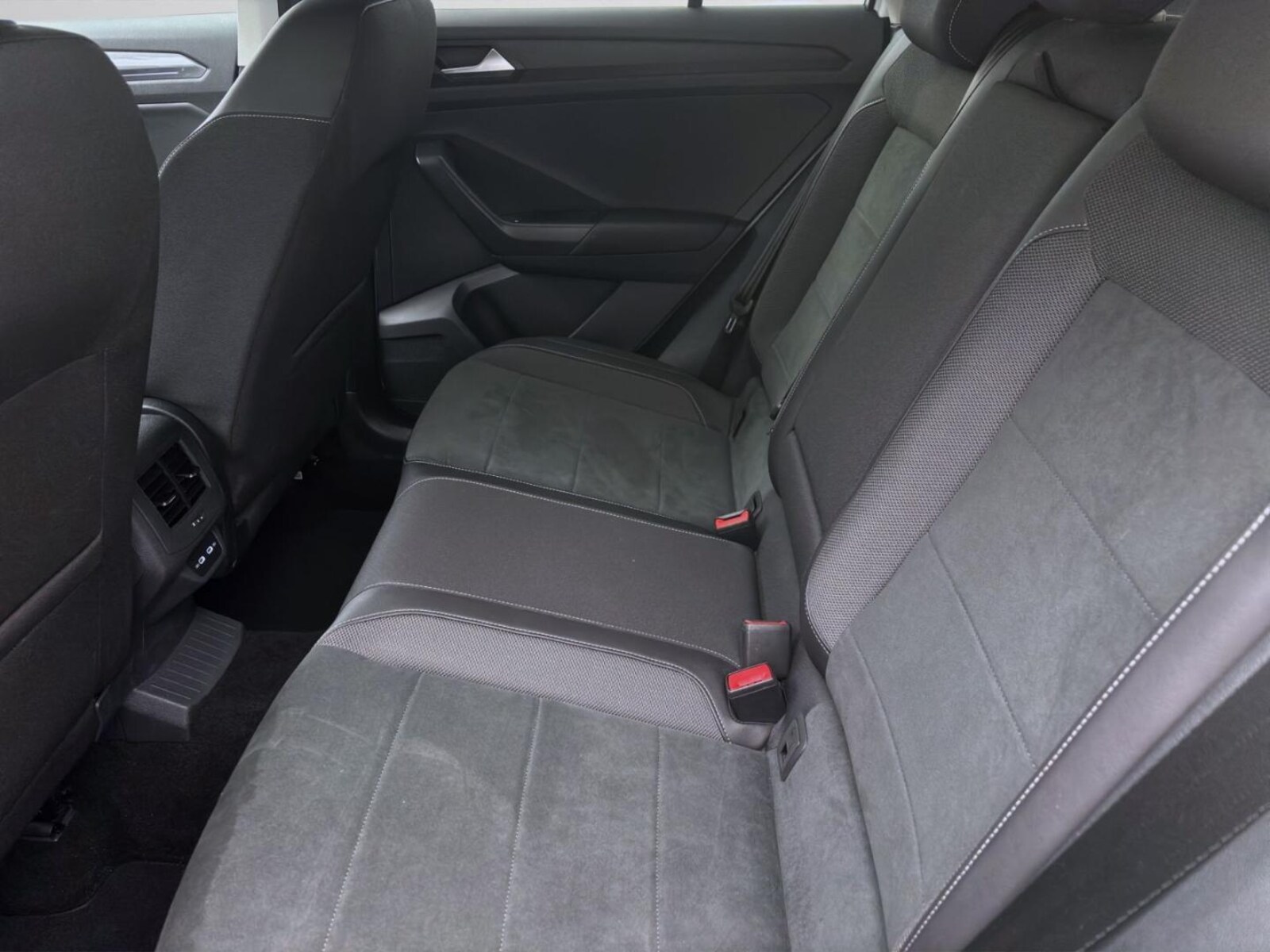 Volkswagen T-Roc – Bild 16