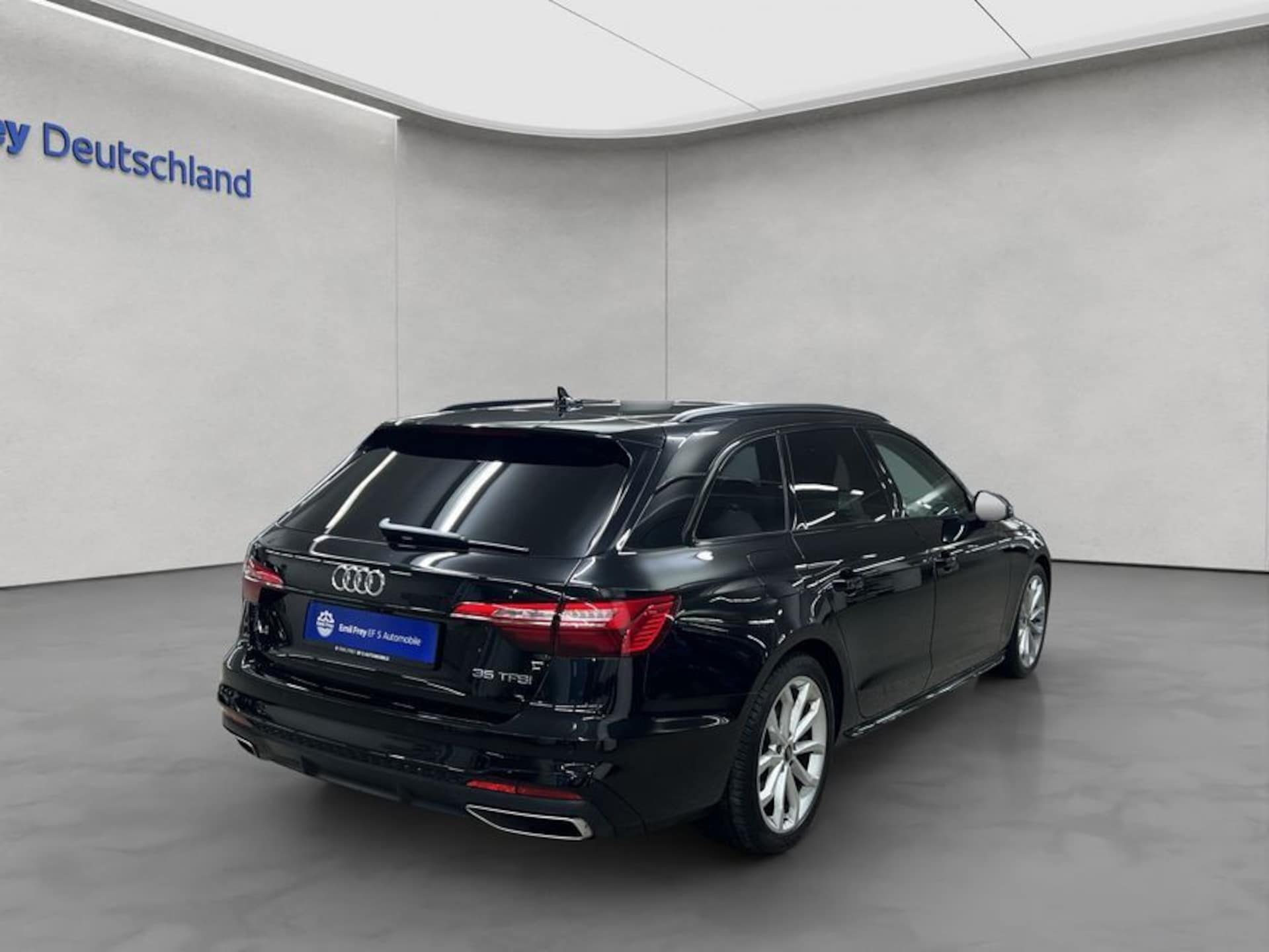 Audi A4 Avant S line
