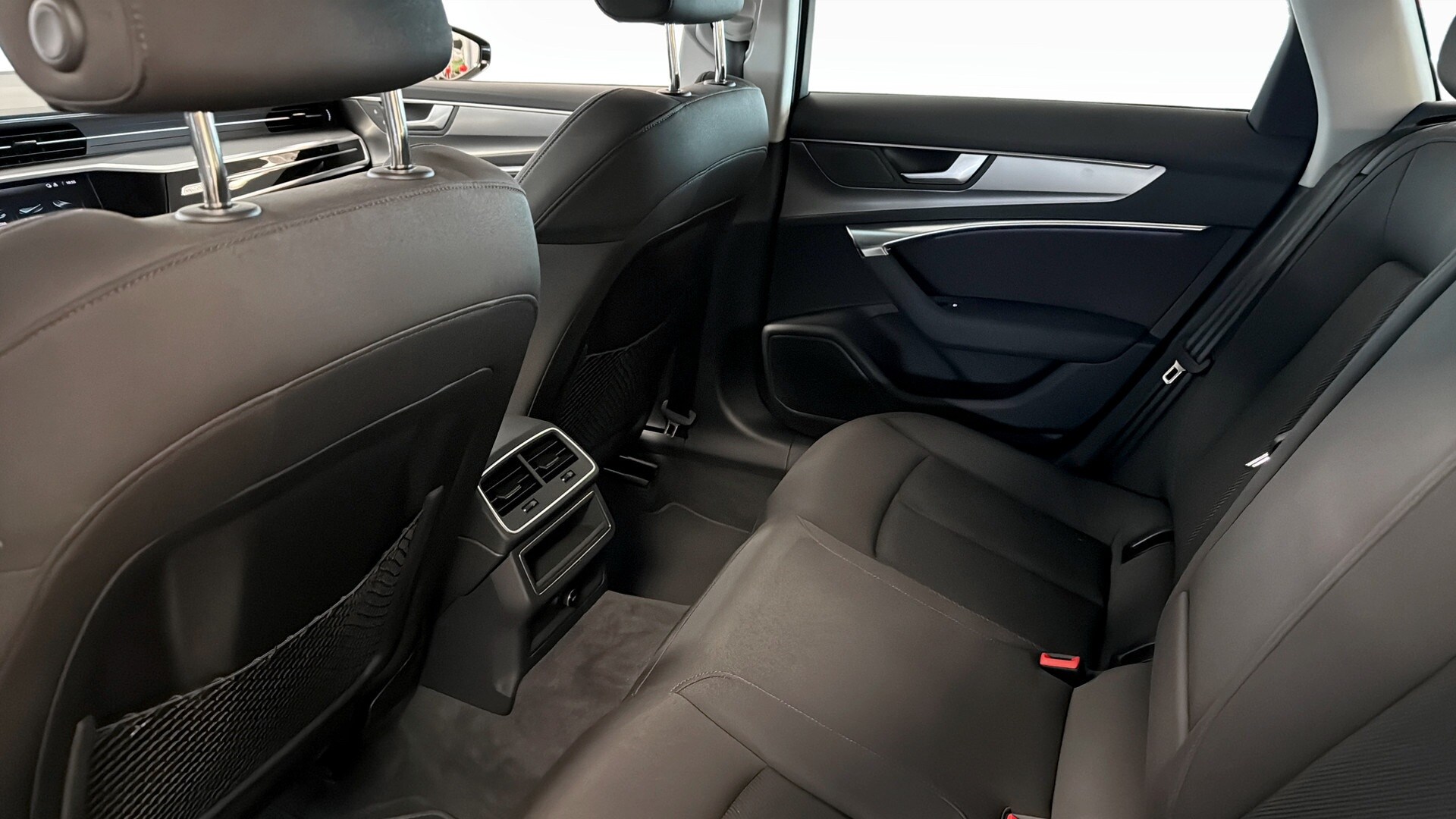 Bild som visar&nbsp;Audi A6 Avant&nbsp;A6 Avant 40 TDI quattro Proline Sport 204 hk S tronic - för mer information kontakta din Audi Partner