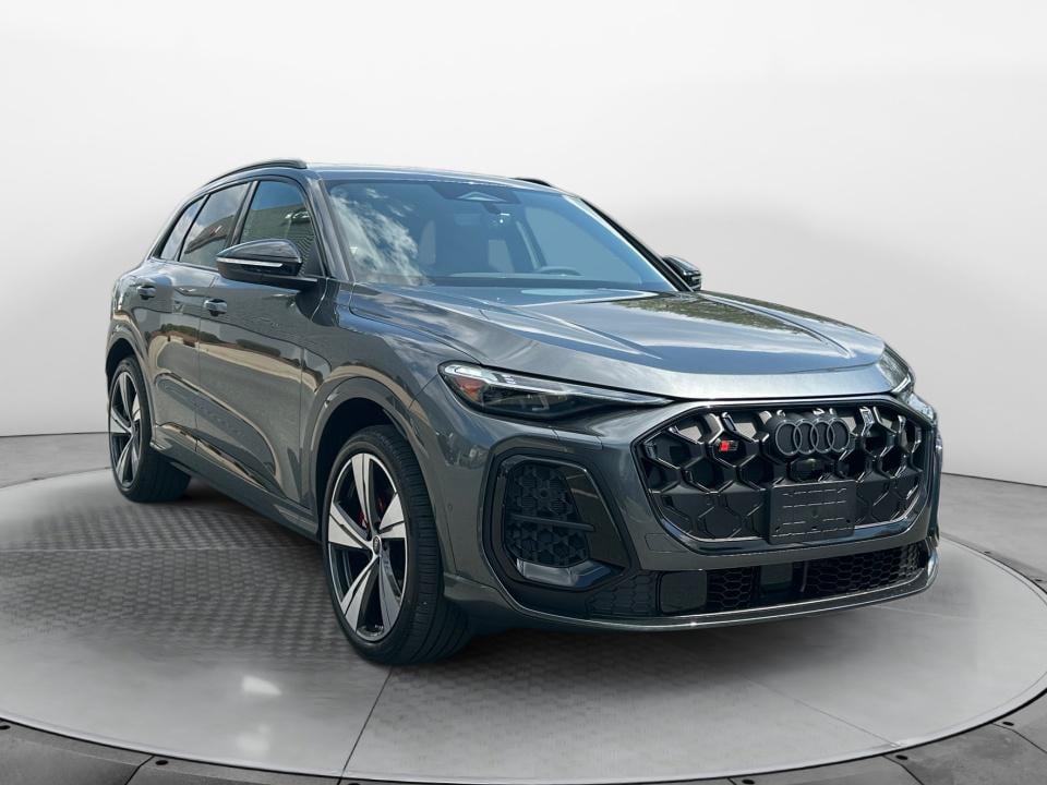 2026 Audi SQ5 Premium Plus quattro's photo