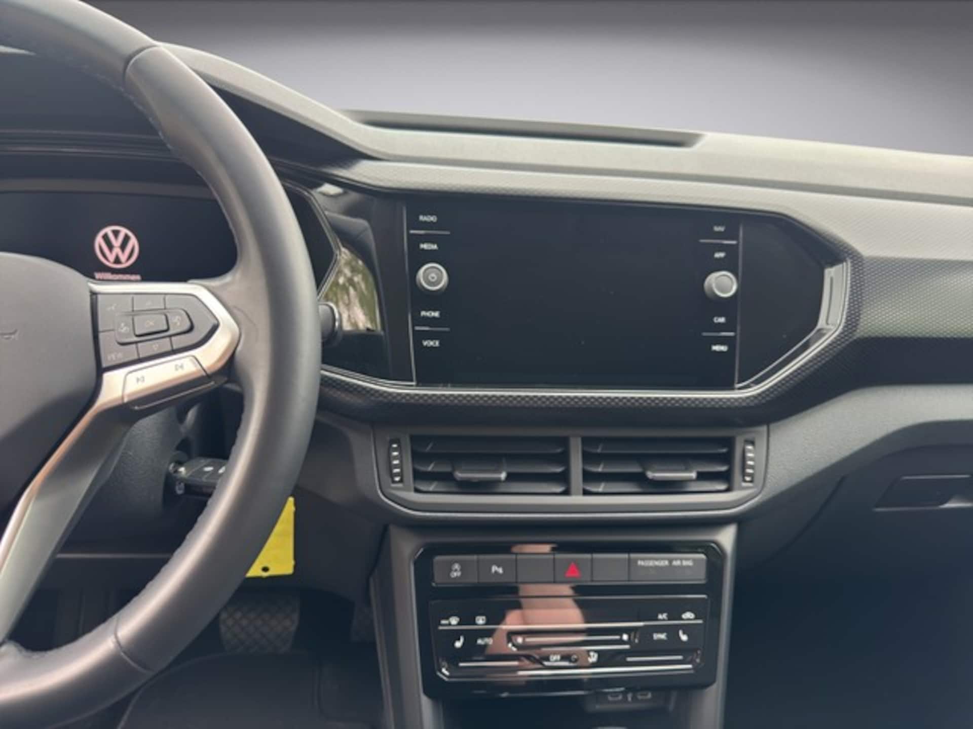 Volkswagen T-Cross Life